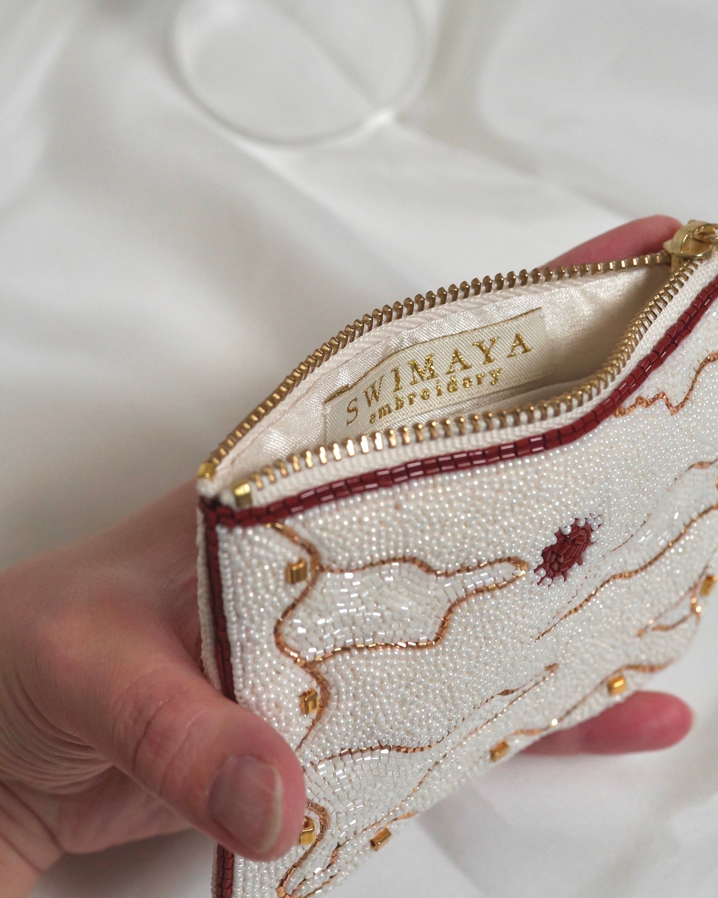 【総刺繍ポーチ/ Clouds+the SUN】