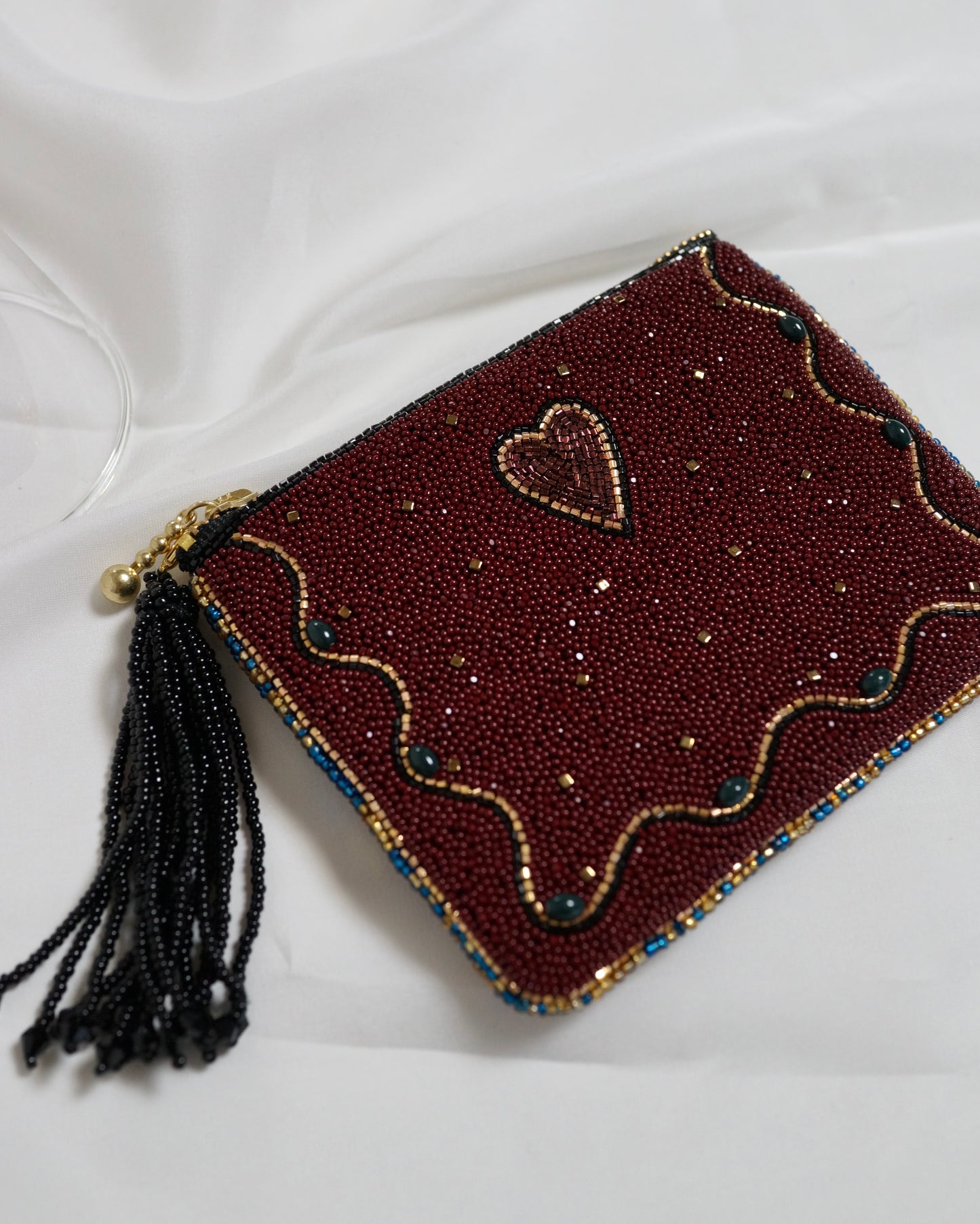 【総刺繍ポーチ/ Bordeaux】