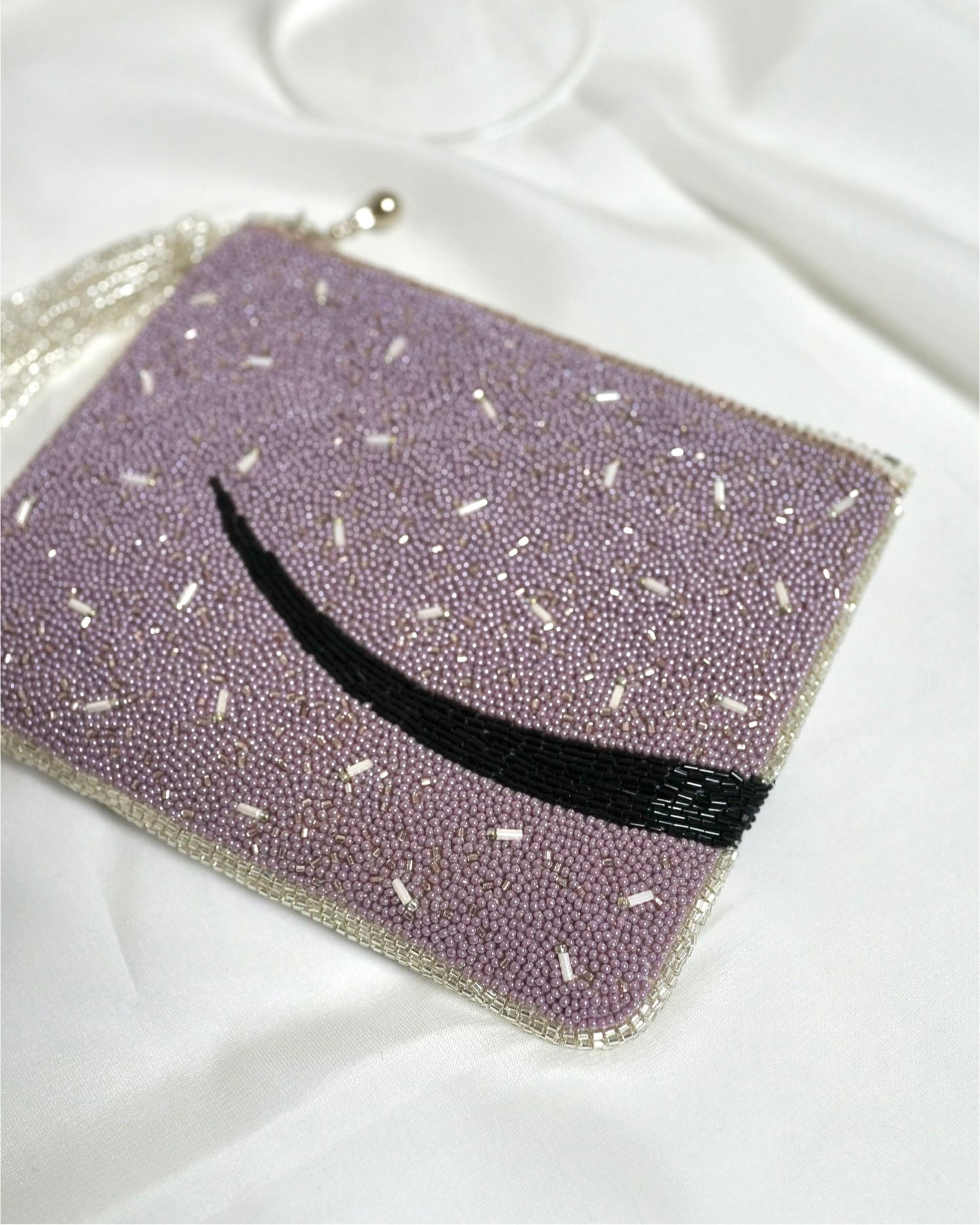 【総刺繍ポーチ/ Pink-Purple】