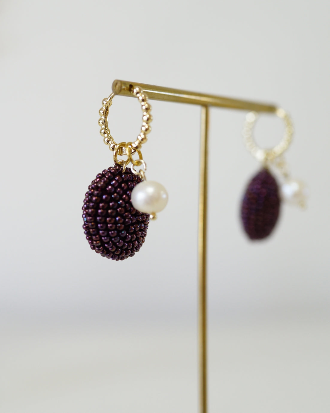 Olive seed-Purple/G+Pearl Earrings