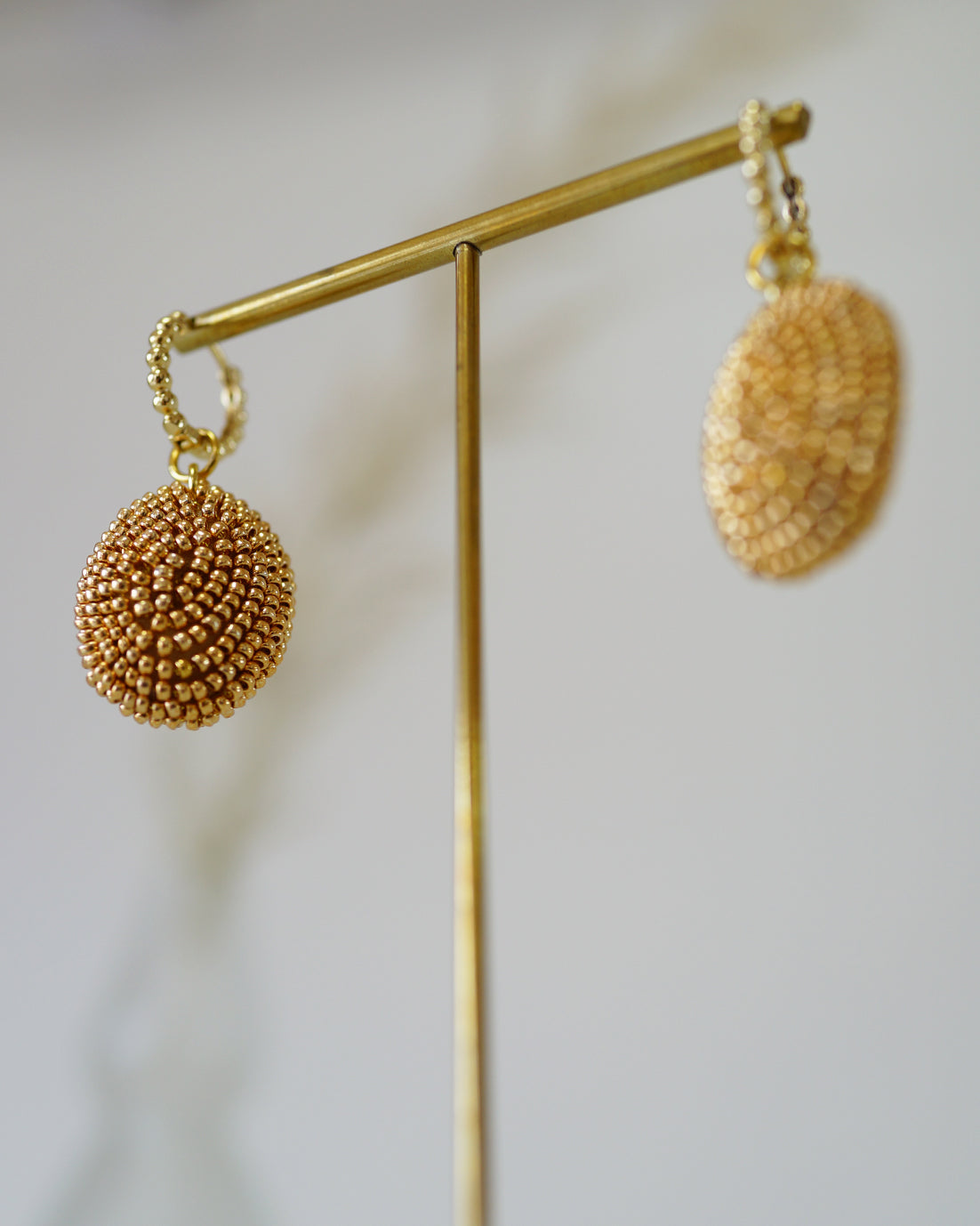 Olive seed-Gold/L Earrings